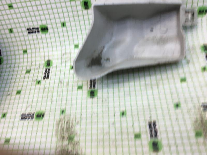 Кронштейн бампера задний правый Ford Focus седан