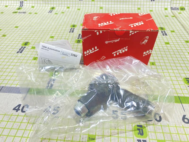 Наконечник рулевой левый Audi 100/200 100 C4