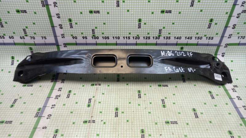 Усилитель переднего бампера Mitsubishi Colt