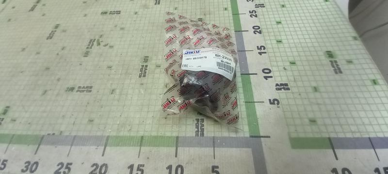 Сайлентблок нижнего рычага передний Mitsubishi