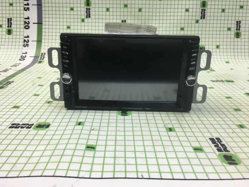 Автомобильное головное устройство универсальное