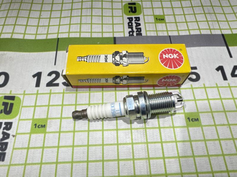 Свеча зажигания для Toyota Corolla E11