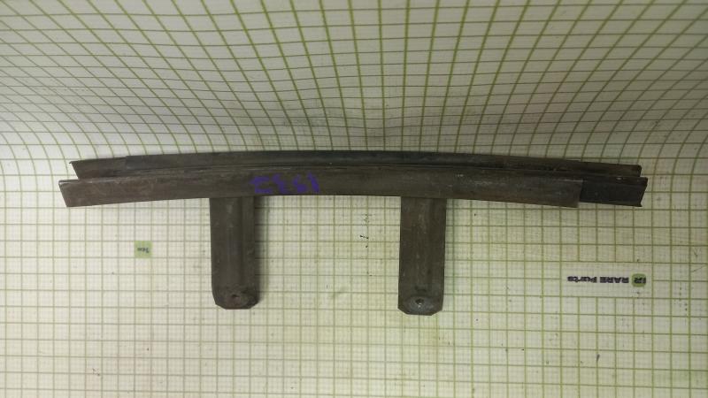 Направляющая стекла переднего правая Chrysler Lhs