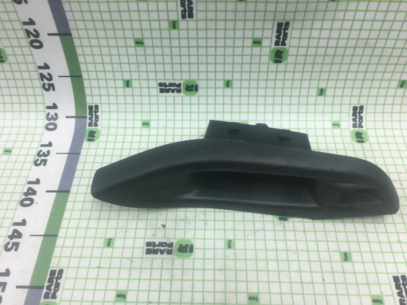 Накладка ручки внутренней правая задняя Ford Focus