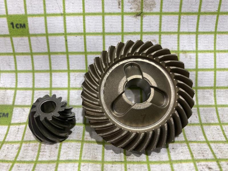 Шестерни болгарки (УШМ) Makita 9015B