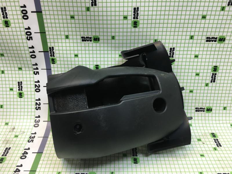 Кожух рулевой колонки (в сборе) Ford Focus