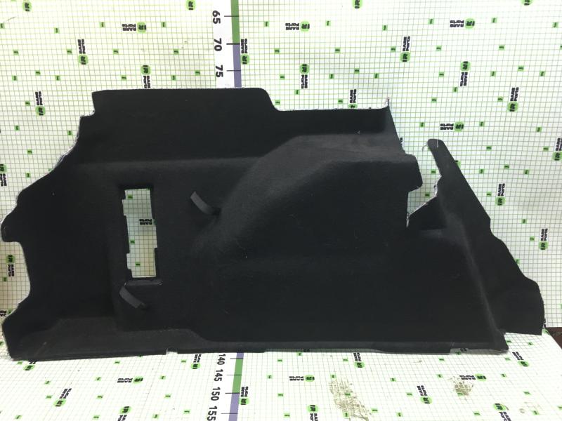 Обшивка багажника Ford Focus