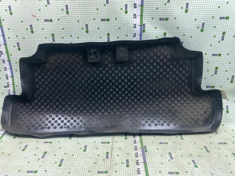 Коврик багажника резиновый Ваз-21213