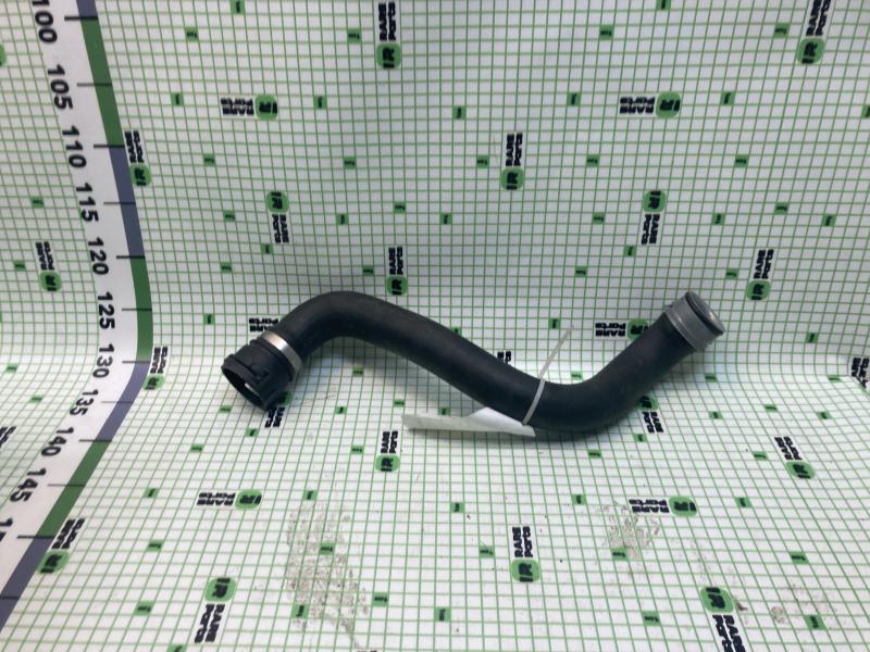 Патрубок радиатора Mercedes-Benz (M276)