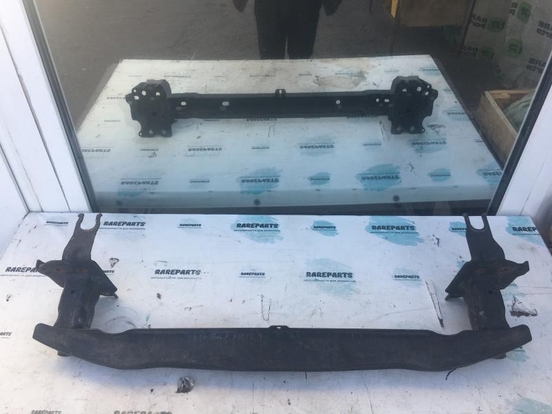 Усилитель переднего бампера Volkswagen Touareg