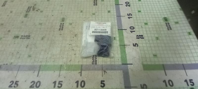 Замок перчаточного ящика Mitsubishi Outlander Xl