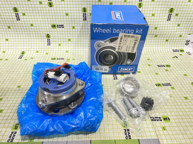 Ступица передняя Opel Astra G