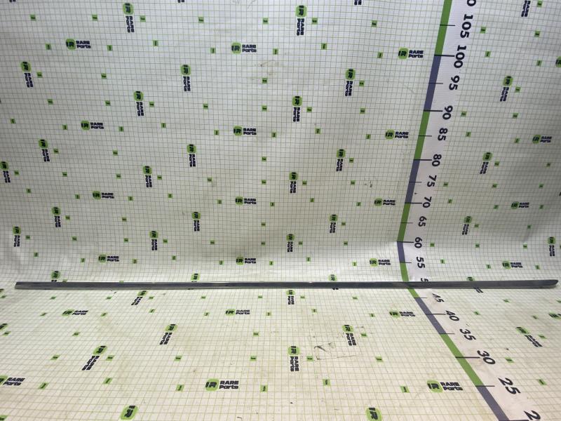 Молдинг порога передний правый для Mercedes