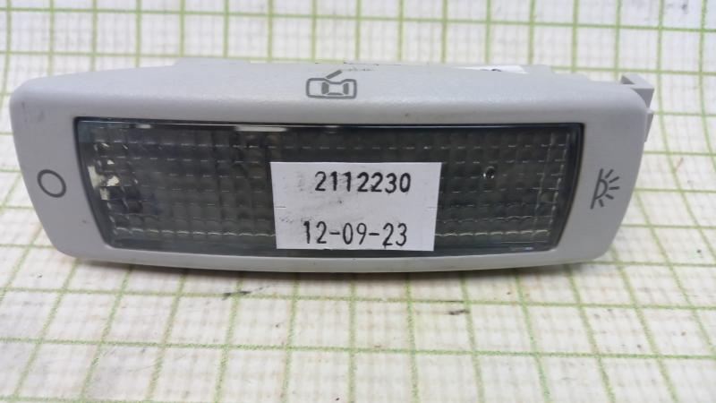 Плафон внутрисалонный Volkswagen Golf Bora