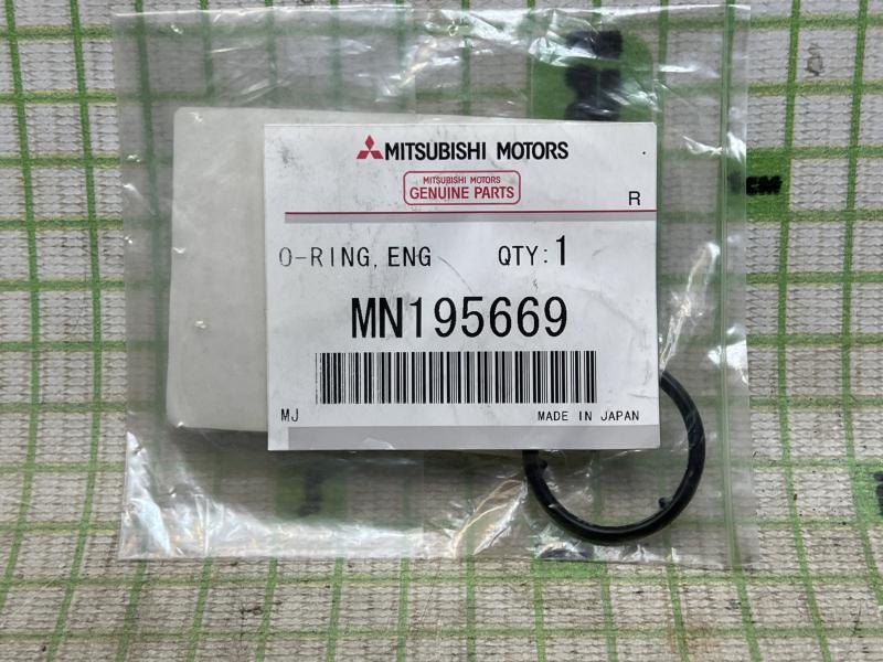Уплотнительное кольцо крышки двигателя Mitsubishi