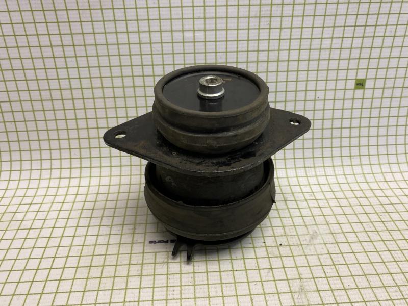 Опора двигателя правая для VW Polo
