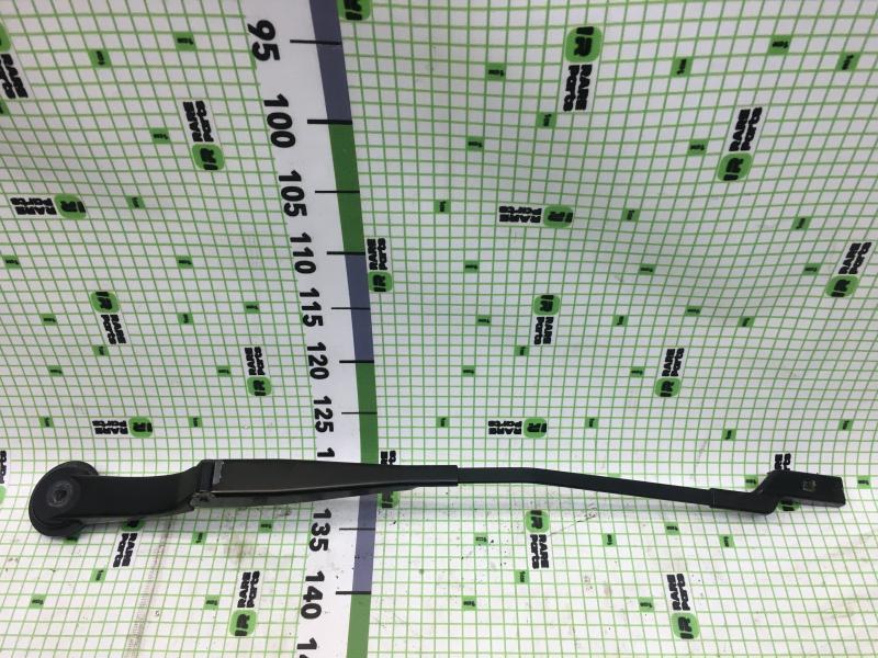 Поводок стеклоочистителя передний левый Ford Focus