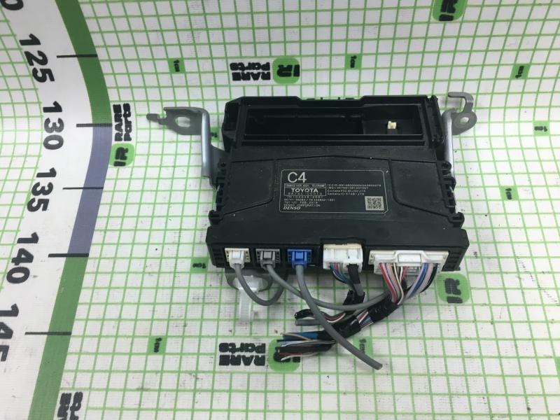 Блок управления телефоном Toyota Camry