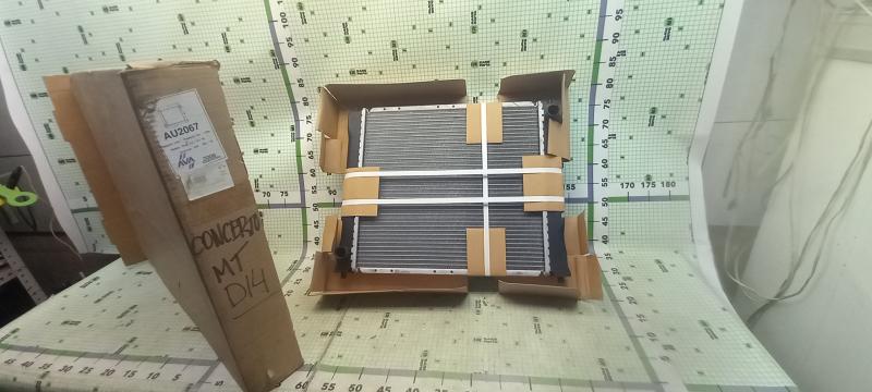 Радиатор охлаждения двигателя Rover 200-400, Honda