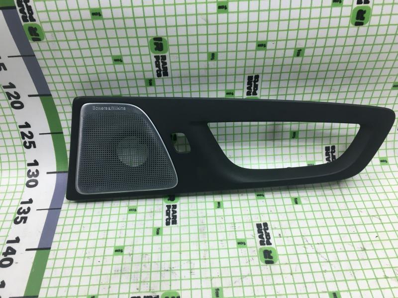 Накладка динамика задняя правая Volvo XC-60