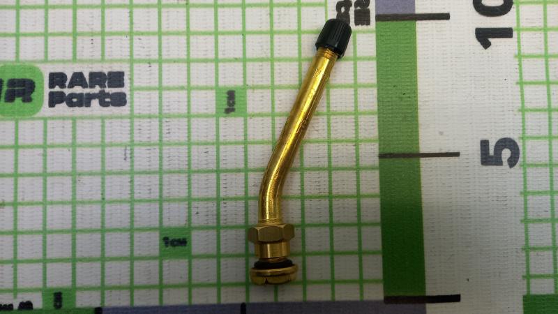 Металлический угловой вентиль