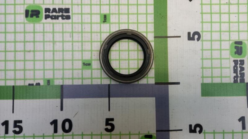 Сальник привода переднего моста левый ВАЗ-21213
