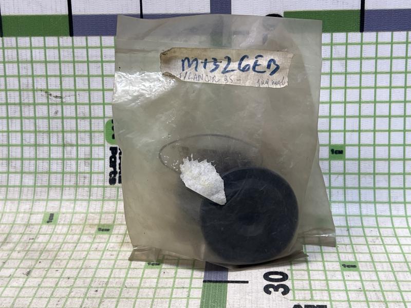 Втулка переднего амортизатора для Mitsubishi