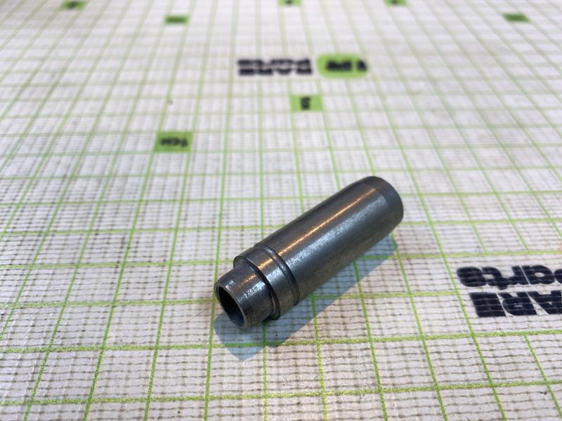 Втулка клапана направляющая ВАЗ-2101