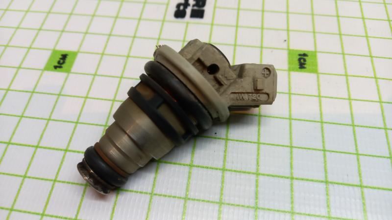 Форсунка топливная Citroёn Xantia