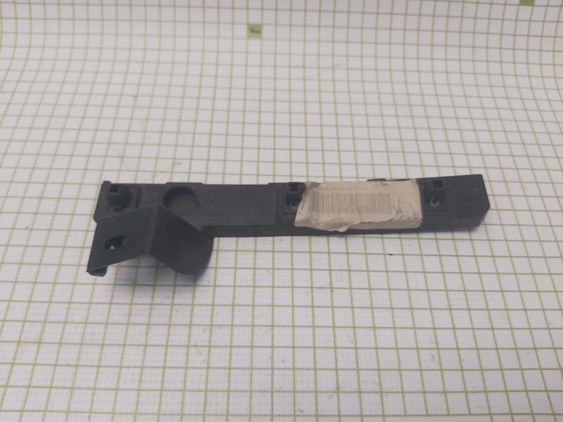 Направляющая бампера для Mitsubishi Lancer 2007