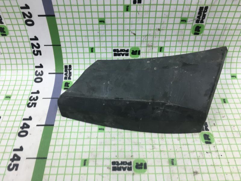 Накладка переднего крыла левого Mercedes-Benz