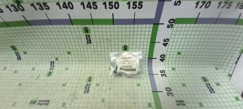 Крепёж накладки порога Mitsubishi Colt Lancer