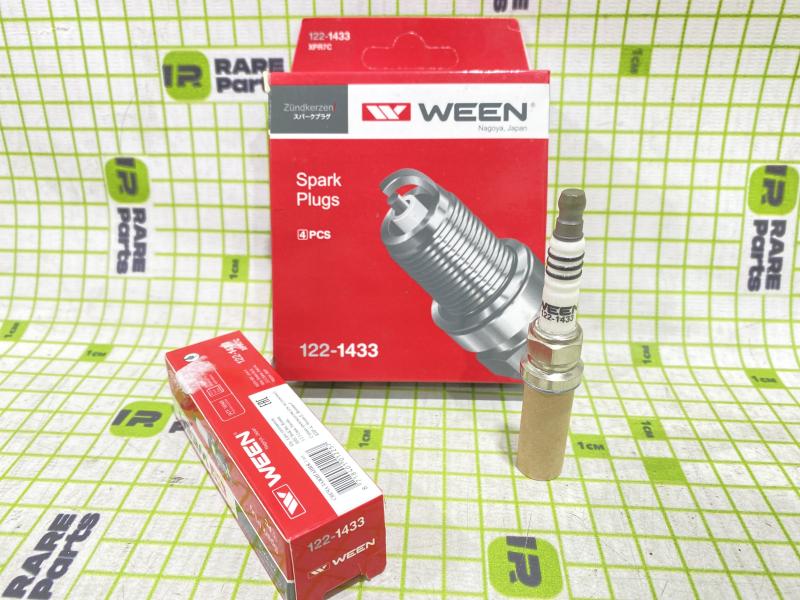 Свеча зажигания Renault Clio IV