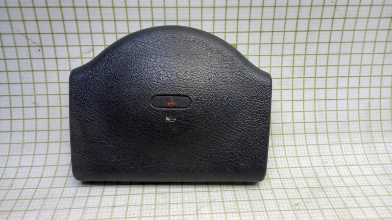 Рулевая накладка (сигнал) Mitsubishi Lancer I