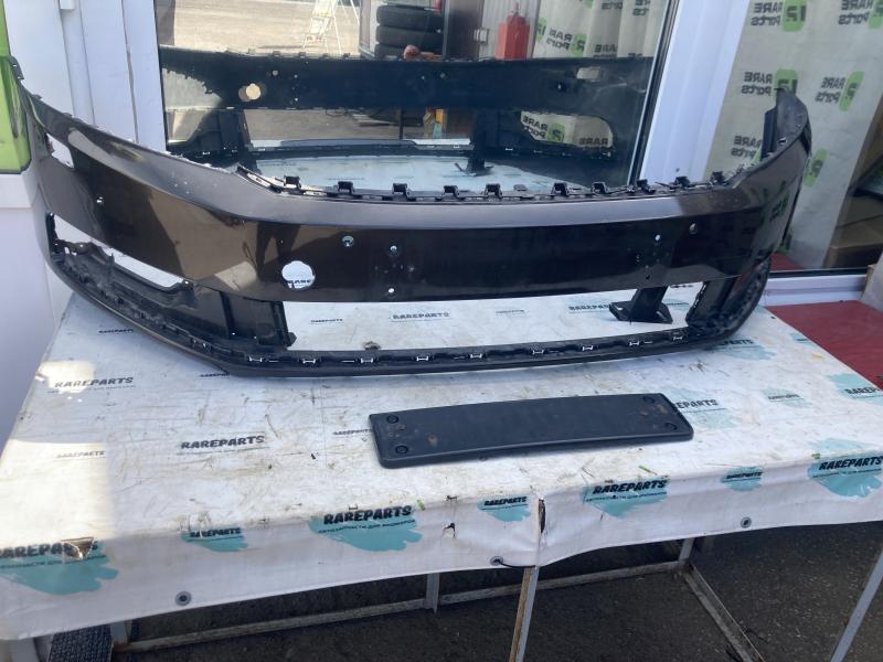 Бампер передний для Volkswagen Passat