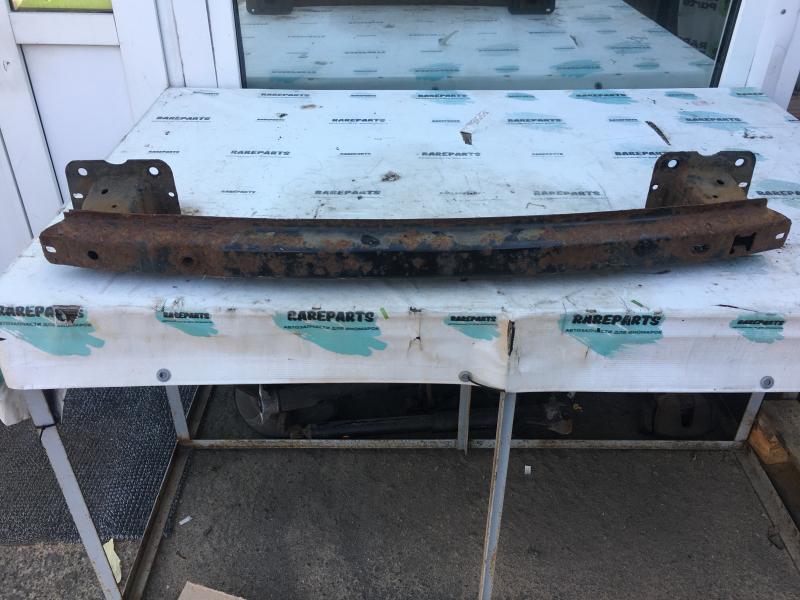 Усилитель заднего бампера Ford Focus