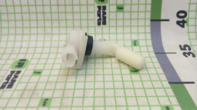 Датчик уровня в бачок омывателя Nissan X-Trail