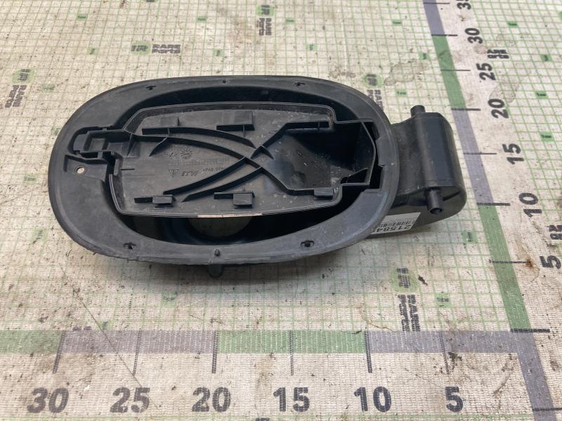 Ниша лючка бензобака Porsche Cayenne