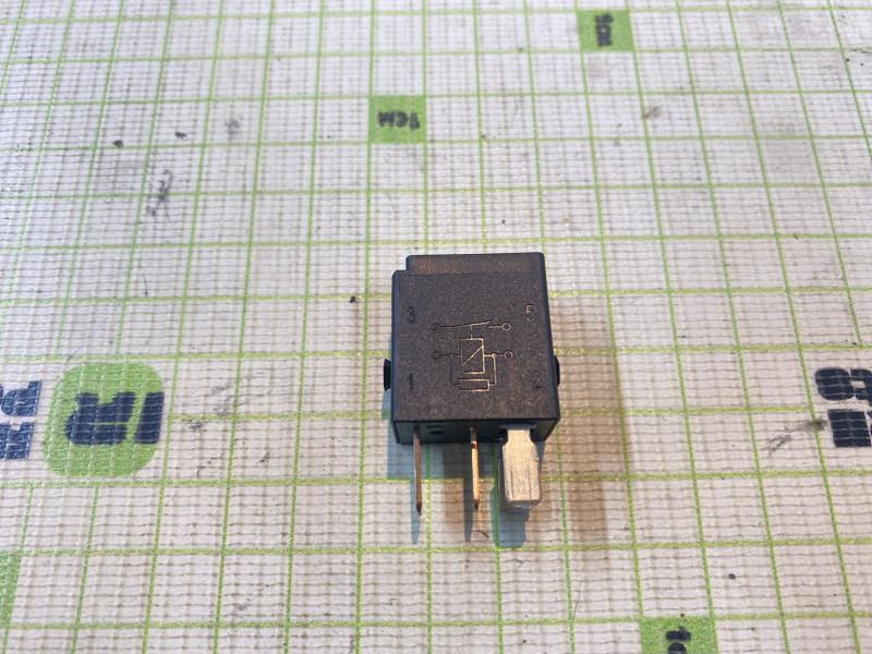 Реле для Mercedes Benz