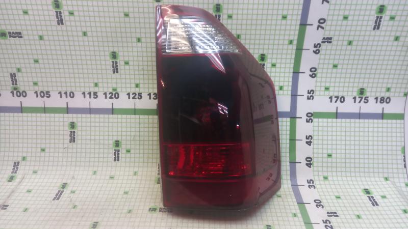 Фонарь задний левый красный для Mitsubishi Pajero