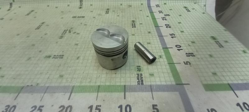 Поршень с поршневым пальцем Заз-1102 Таврия