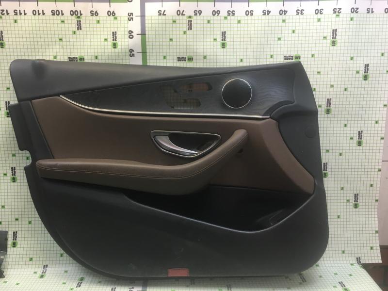 Обшивка двери передней левой Mercedes Benz E