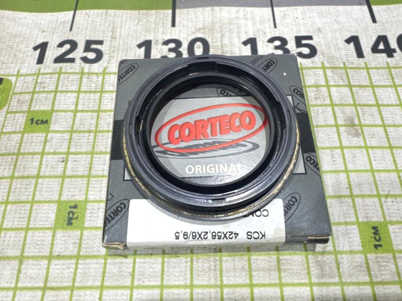 Сальник задней ступицы для Honda Prelude