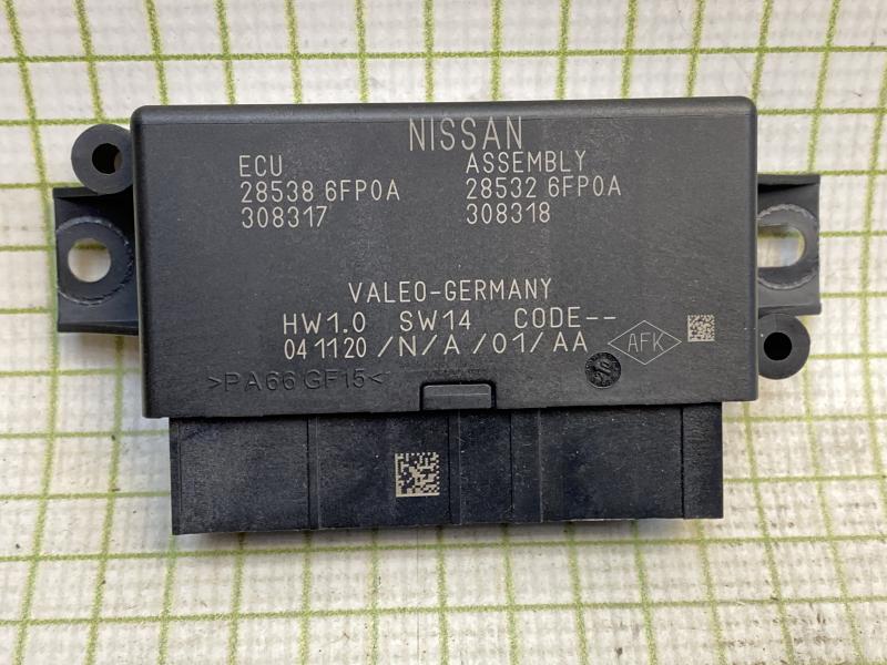 Блок управления парктрониками X-Trail T32