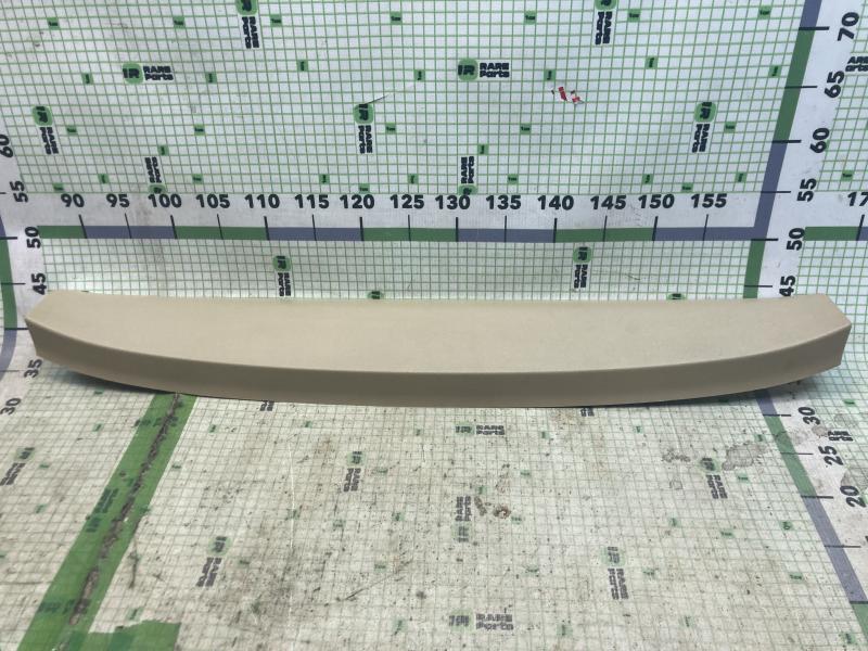 Обшивка двери багажника Mercedes-Benz Gl