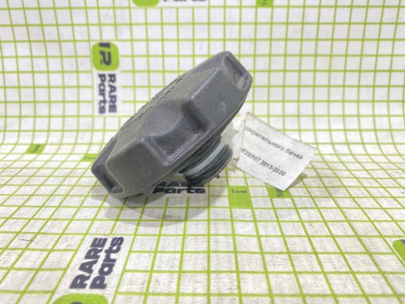 Крышка расширительного бачка BMW F15