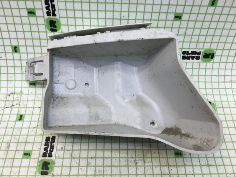 Кронштейн бампера задний левый Ford Focus седан