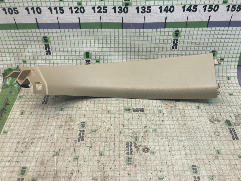 Обшивка двери багажника Mercedes-Benz Gl