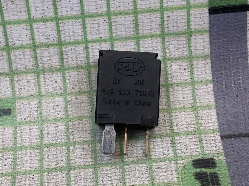 Реле для Mercedes Benz W204