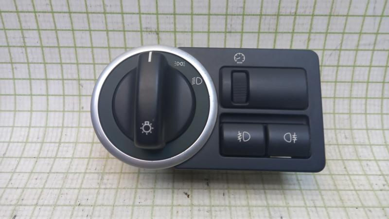 Переключатель света фар без авторежима Range Rover